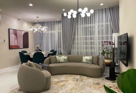 For Rent 3 Bedroom Interior Furnished in Burgos Circle BGC