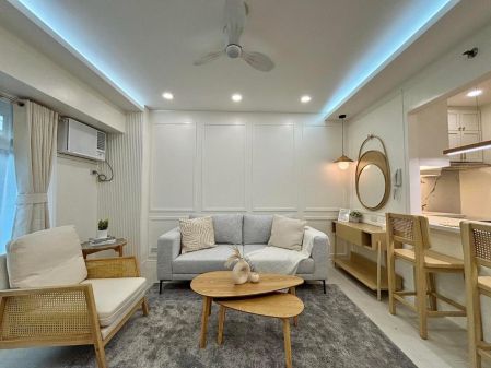 Fully Furnished 1 Bedroom Unit at Two Serendra for Rent