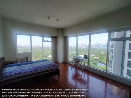 Corner 2 Bedroom Unit in Fifth Avenue Place BGC