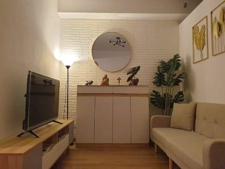 Fully Furnished 1 Bedroom Unit at The Rise Makati for Rent