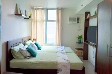 Furnished Studio Unit in Antel Spa Residences Poblacion Makati