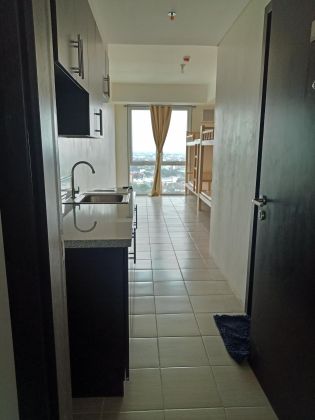 Fully Furnished Studio Unit for Rent at Kasara Urban Resort