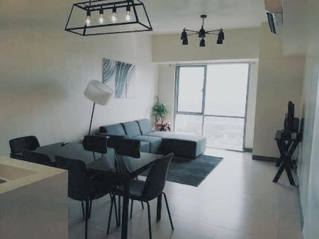 Charming Infinity 1BR Condo in Bgc for Rent