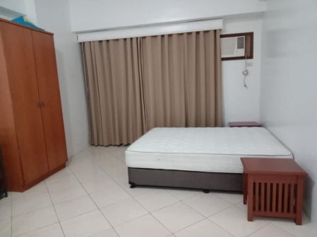 Fully Furnished Studio for Rent in Paseo Parkview Suites Makati