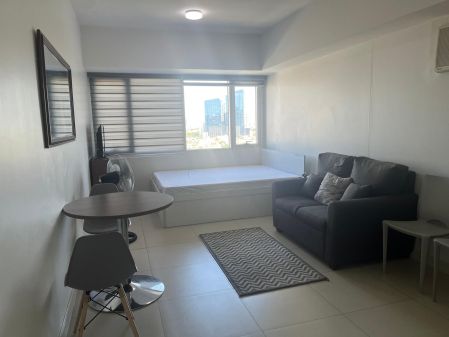 Fully Furnished Studio Unit at The Lerato for Rent