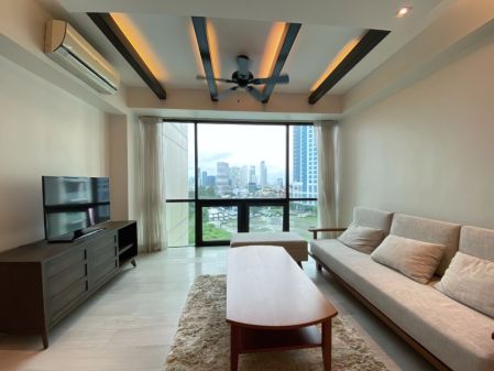 2 Bedroom Bonifacio Ridge Cypress Tower for Rent Condo Bgc