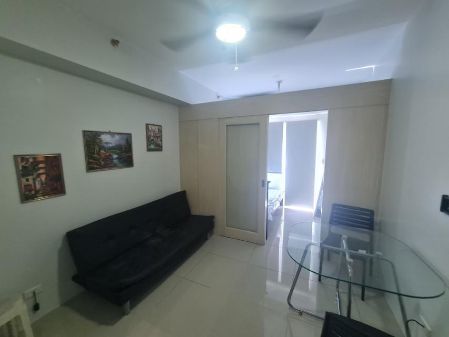 Fully Furnished 1 Bedroom with Balcony for Rent Amenities View