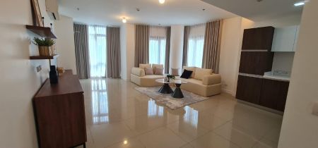 East Gallery Place 1 Bedroom Fully Furnished 1 Parking Slot