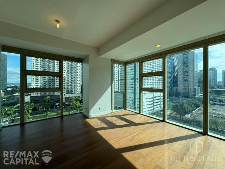 For Lease 2BR Unit at Grand Hyatt Manila Taguig City