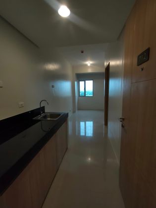 2BR Bare Unit Condo in Vine Residences near SM City Novaliches 