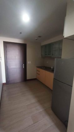 For Rent Studio Unit at Three Central 42sqm