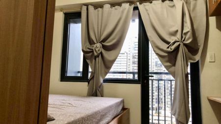 1BR Unit in Red Residence Chino Roces Makati