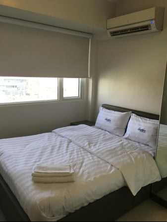  One Bedroom Unit at Solemare Parksuites For RENT