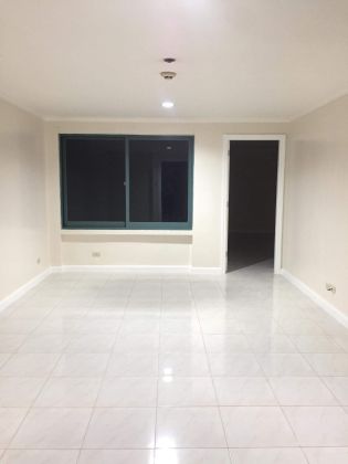 Unfurnished 1BR for Rent in West of Ayala Makati