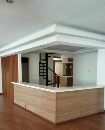 Unfurnished 6 Bedroom House at Dasmarinas Village for Rent