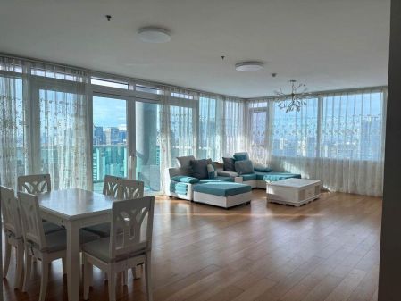 Rare 3 Bedroom Unit at Park Terraces