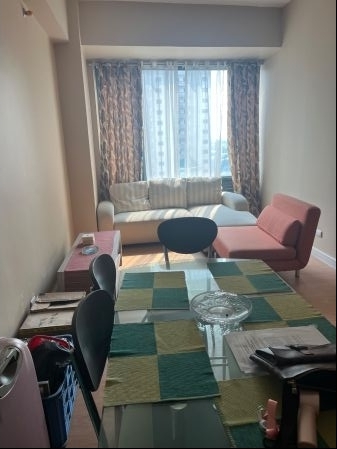 Fully Furnished 1 Bedroom Unit at One Central Park Eastwood City