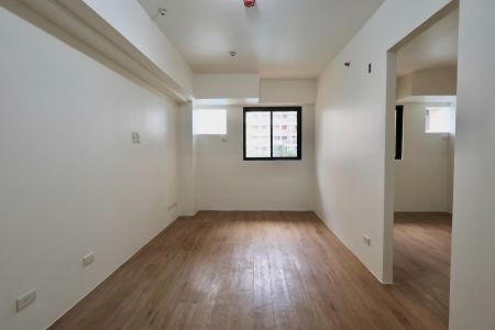 Newly Renovated 1 Bedroom Unit at Escalades Cubao for Sale or Ren