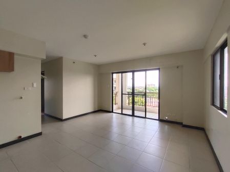 Asteria Residences 3 Bedroom Condo with Parking for Rent Sucat