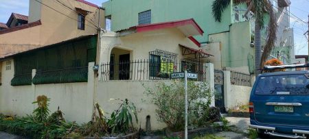 Corner 2BR House in Palmera Springs 1 Subdivision Caloocan