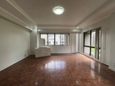 Semi Furnished 3 Bedroom Condo for Lease in Alexandra Pasig