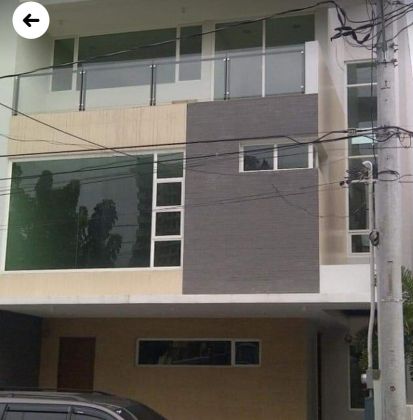 Modern Mahogany Place 4 Bedroom House for Rent