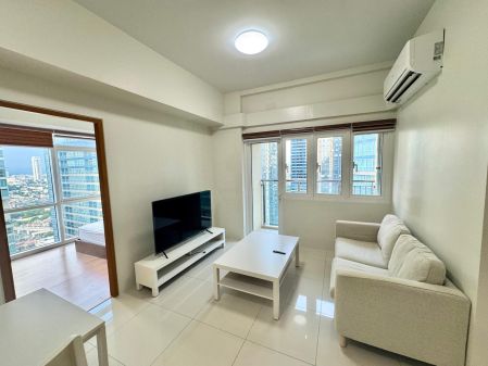 Madison Park West BGC 2BR for Rent 34th Flr 68 sqm Furnished