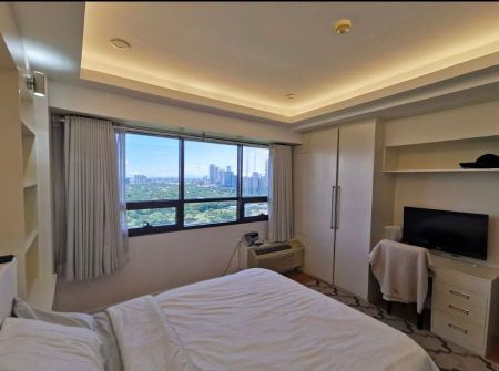 Fully Furnished 2 Bedroom One McKinley Place Bgc Taguig