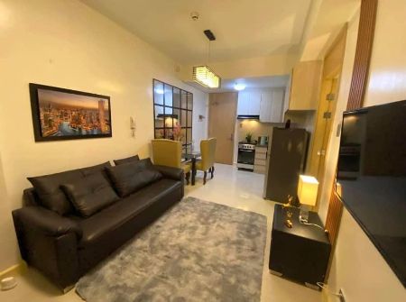 For Rent 1 Bedroom Unit Fully Furnished in Makati