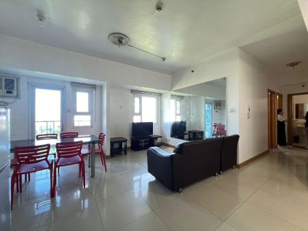 Semi Furnished 3BR for Rent in Trion Towers BGC Taguig