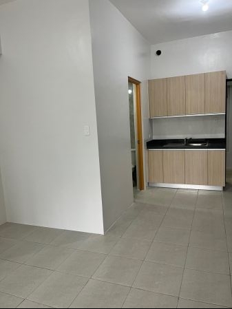 Unfurnished 1BR for Rent in AMA Tower Residences San Juan