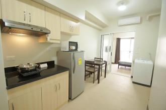 1 Bedroom Semi Furnished with Balcony in Sheridan Tower 