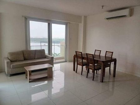 Fully Furnished 3 Bedroom corner Unit for Rent