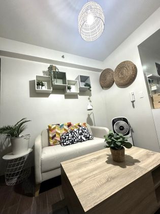 Furnished 1 Bedroom for Rent in Air Residences Makati