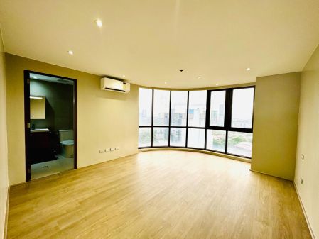 Newly Renovated 2 Bedroom Unit in Skyway Twin Towers Pasig