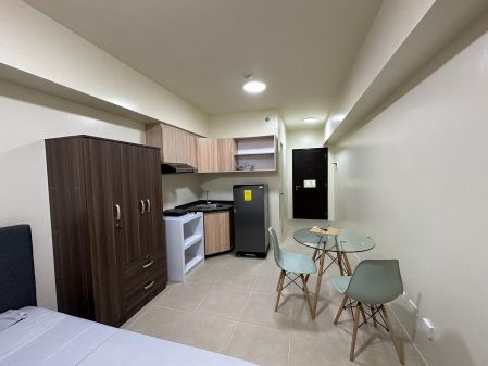 Studio Semi Furnished in Sola Quezon City