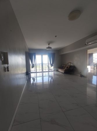 Semi Furnished 3 Bedroom Unit at Monarch Parksuites for Rent