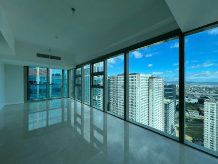 Spacious Brand New 3 Bedroom in Grand Hyatt Residences Bgc