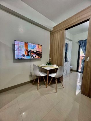 Comfortable and Convenient 1BR in Pasay