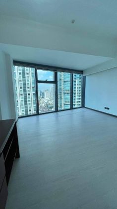 For Rent Grand Hyatt Residences 4 Bedroom with Den Office