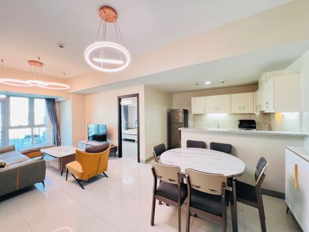 3 Bedroom for Rent in Uptown Parksuites Taguig