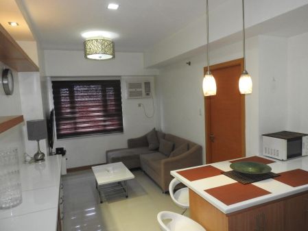 1BR Unit for Rent at Trion Tower 1 BGC