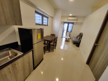 Fully Furnished 1 Bedroom Unit at Fame Residences for Rent