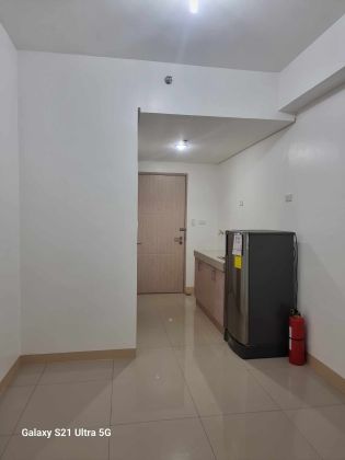 Semi Furnished Studio Unit at Green 2 Residences for Rent