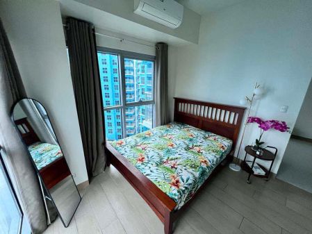 Fully Furnished 1 Bedroom Unit at Bayshore Residential Resort