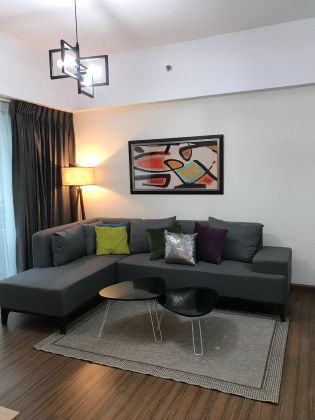 Fully Furnished 2 Bedroom Unit at Shang Salcedo Place for Rent