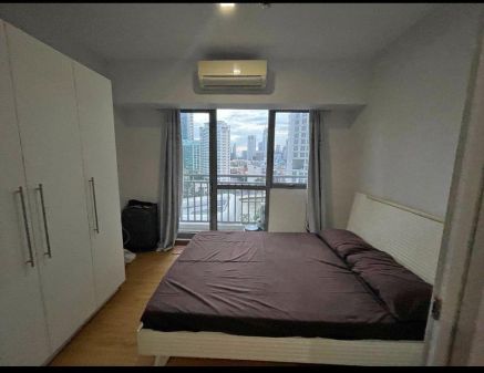 Stunning Fully Furnished 1 Bedroom  for Rent in Mandaluyong