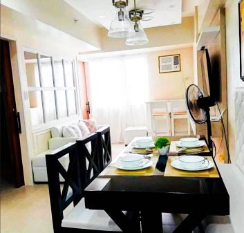 2 Bedroom Unit  Fully Furnished in Avida Towers Turf BGC