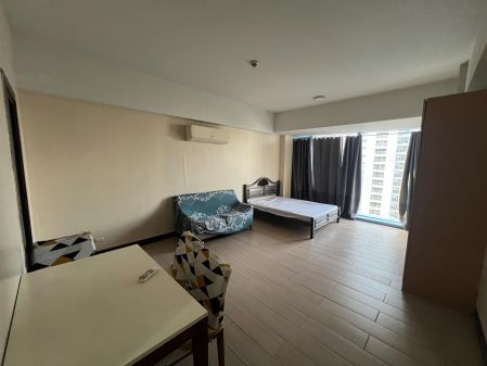 Fully Furnished Studio for Rent in Three Central Makati