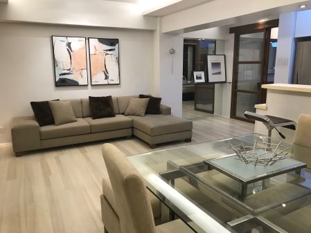 1 Bedroom with Balcony in Parc Chateau Ortigas